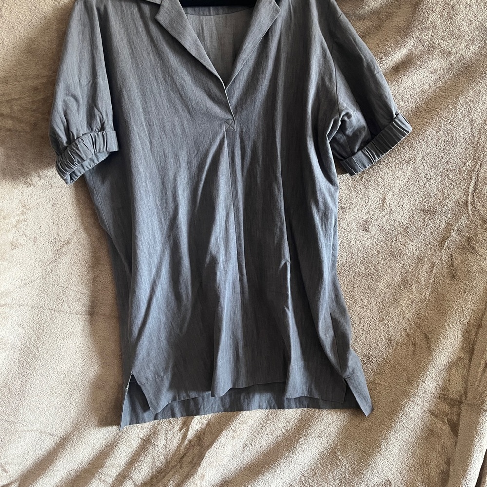 Corey Lynn Calter Relaxed Short-Sleeve Tunic in Slate
